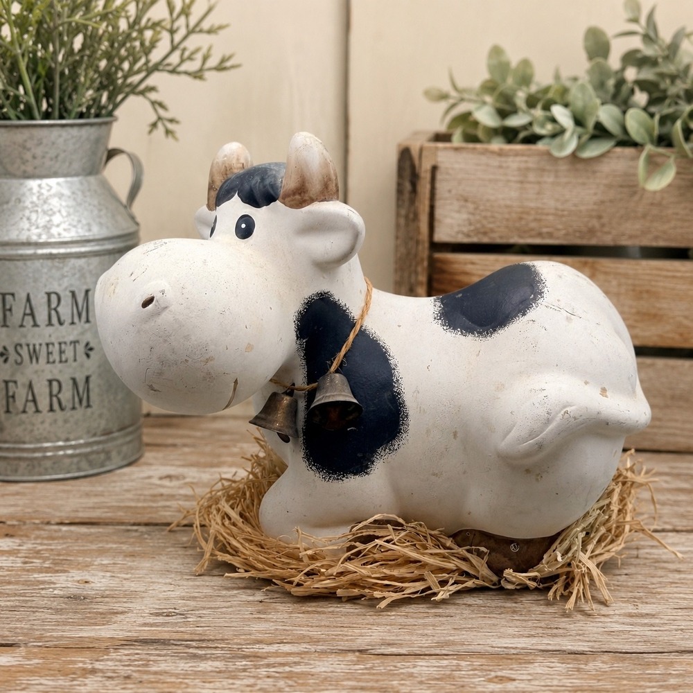 Vintage Farmhouse Ceramic Cow Figurine with Straw Base and Metal Bells‎ 6.5 inch